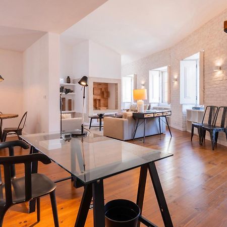 ליסבון Charming 3Bdr Duplex In City Center By Lovelystay מראה חיצוני תמונה