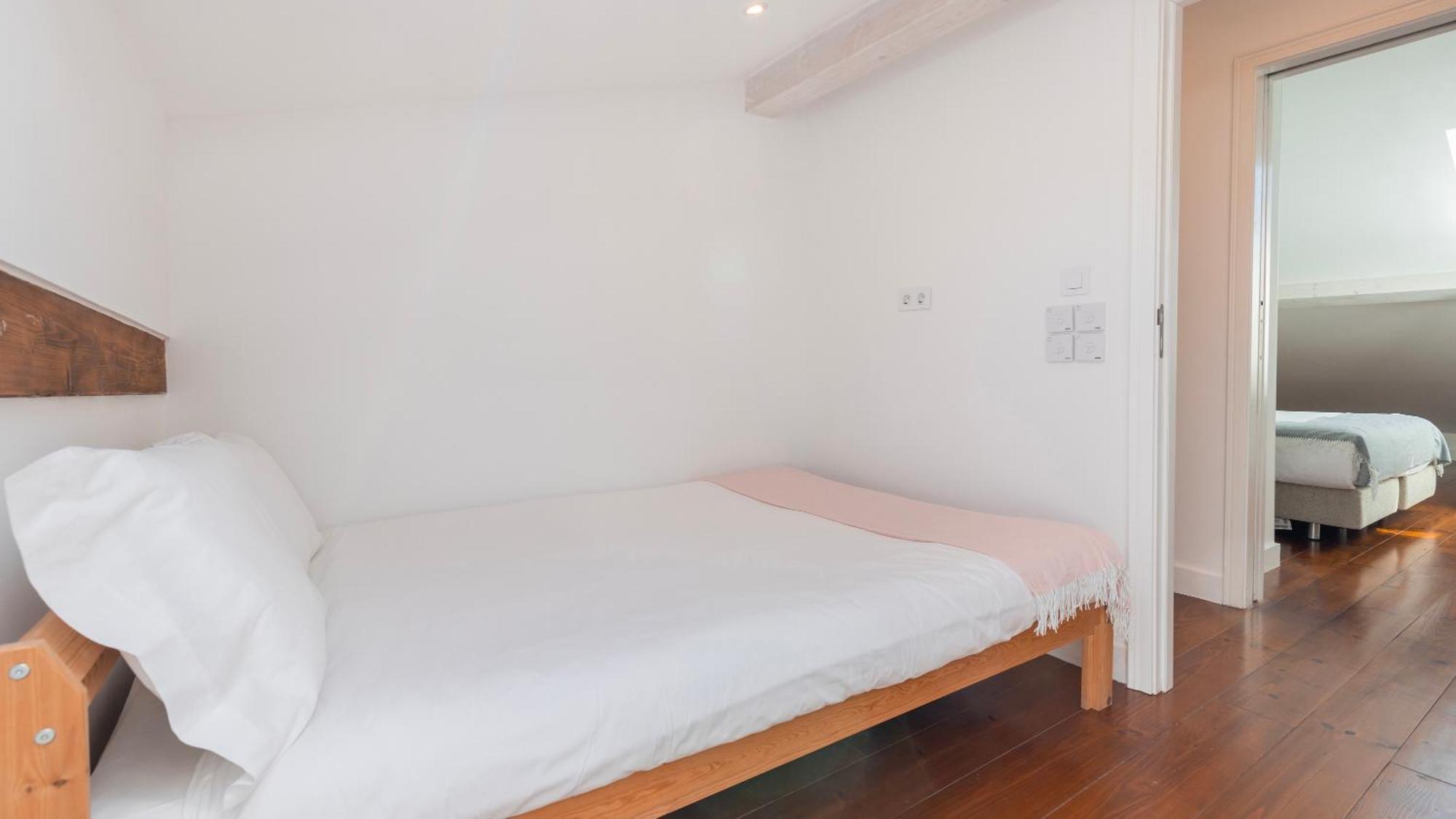 ליסבון Charming 3Bdr Duplex In City Center By Lovelystay מראה חיצוני תמונה