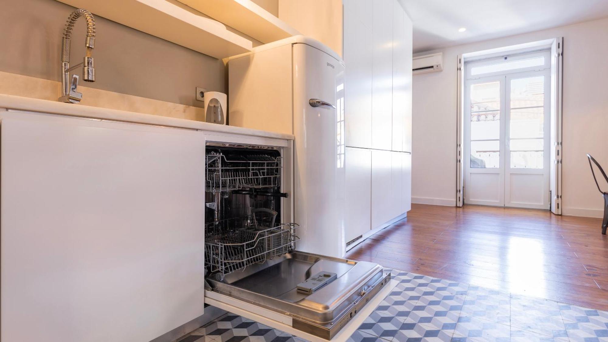 ליסבון Charming 3Bdr Duplex In City Center By Lovelystay מראה חיצוני תמונה