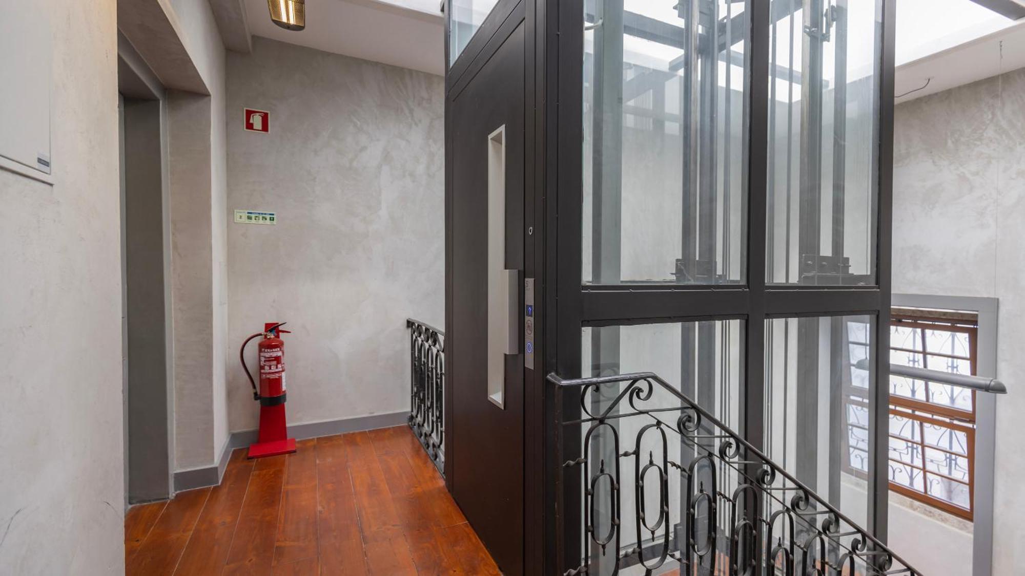 ליסבון Charming 3Bdr Duplex In City Center By Lovelystay מראה חיצוני תמונה