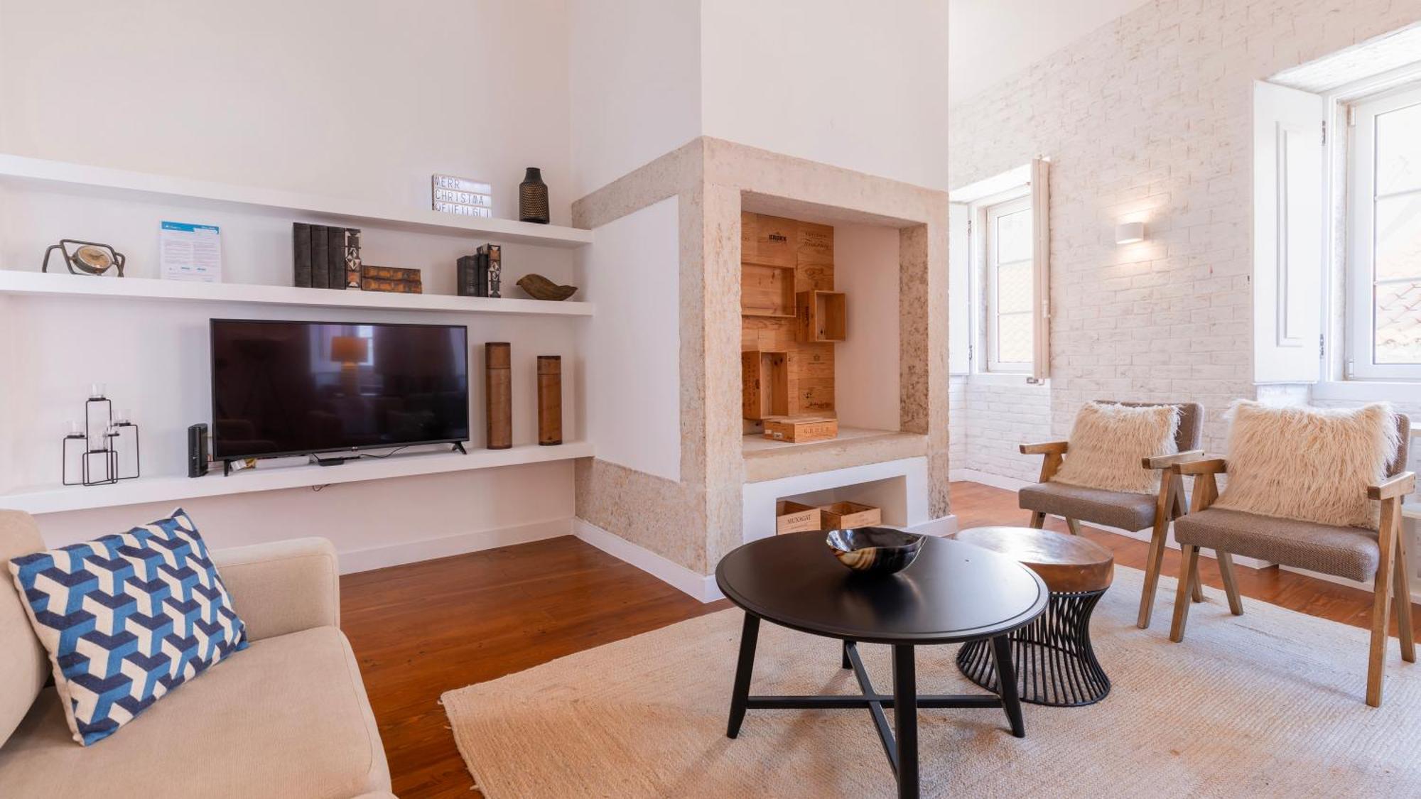 ליסבון Charming 3Bdr Duplex In City Center By Lovelystay מראה חיצוני תמונה